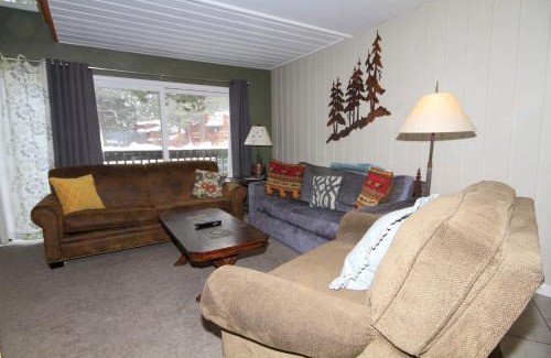 Mammoth Lakes House | Sierra Park Villas #65