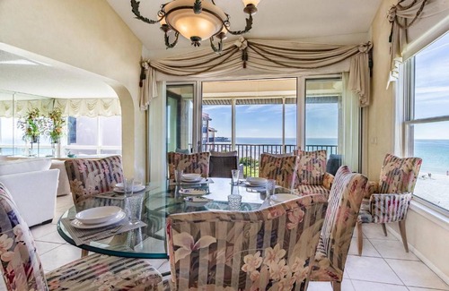 Siesta Key House | Siesta Breakers Penthouse on the Beach