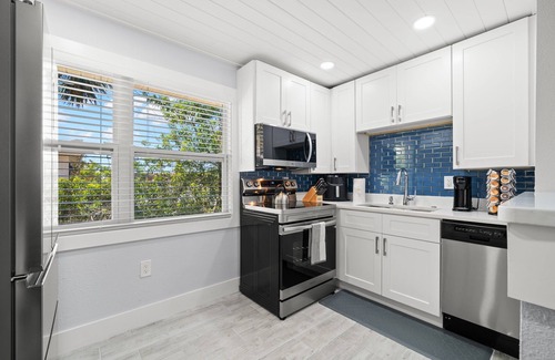 Siesta Key Condo | Siesta Key Waterfront Condo, Beachfront, Pool, Sunset View