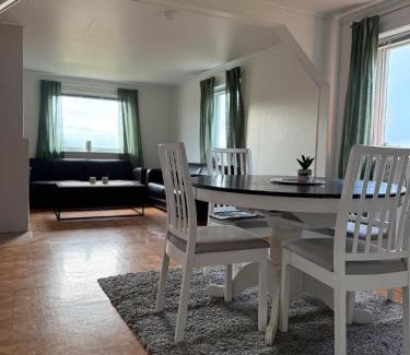 Tromso House | Sigridtunet - cozy nordic stay 4 bedroom