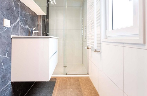 Lunteren Ski Chalet | ✓ Silva at Landgoed de Scheleberg ✓ Holiday home for 4 persons ✓ Located in Lunteren (Gelderland) ✓ Holiday park on the Veluwe ✓ Book directly through the park