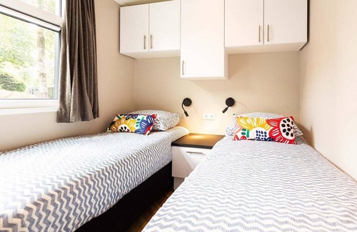 Lunteren Ski Chalet | ✓ Silva at Landgoed de Scheleberg ✓ Holiday home for 4 persons ✓ Located in Lunteren (Gelderland) ✓ Holiday park on the Veluwe ✓ Book directly through the park