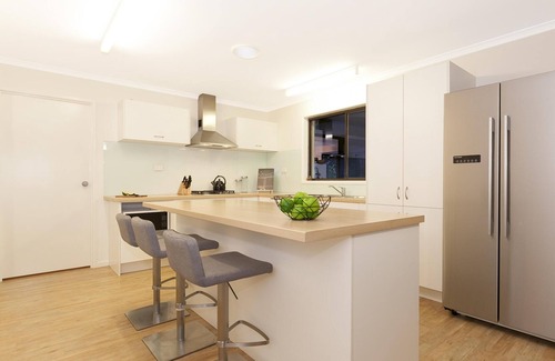 Montville House | Silver Ash Escape - Your Next Getaway to The Rolling Hills of Montville