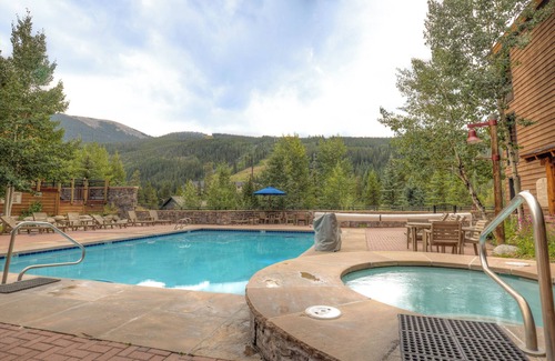 River Run Apartment | Silver Mill #8268 by Summit County Mountain Retreats