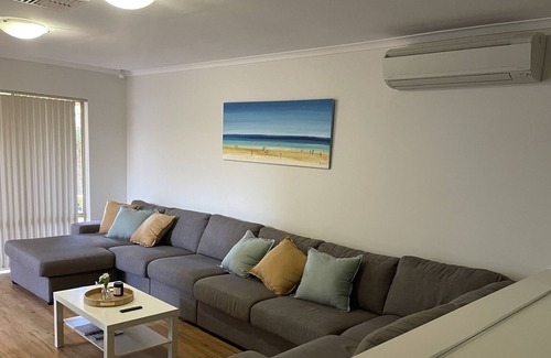 Silver Sands House | Silver Sands Holiday & Beach House