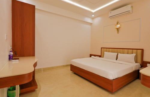 Amravati Hotel | SILVER STAR,Managed by Kurma's Group