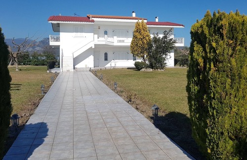 Stylida Villa | Silver Villa Raches, Sky, next to the Sea.