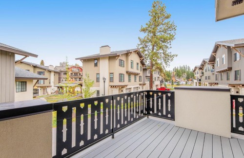 McCall Apartment | Silverpine Retreat