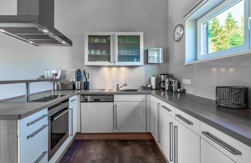 Sankt Urban Apartment | Simonhöhe Kärntentraum by Interhome