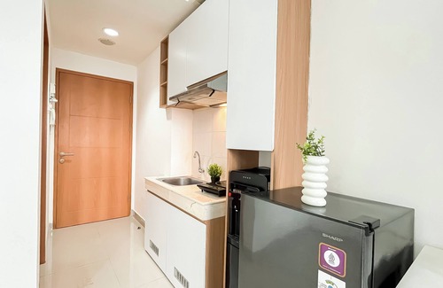 Depok Apartment | Simple Comfort Studio At Apartment Evenciio Margonda