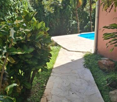 Le Lamentin Apartment | Simple, discret et fonctionnel