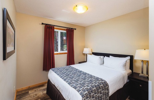 Jasper East Cabin | Single Bedroom Unit in the Mountain