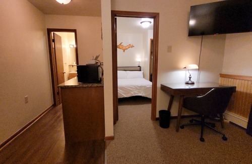 Laurium Apartment | SIngle Executive Suite