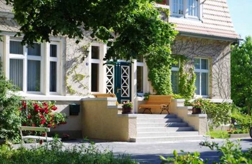 Barkow House | Single room - Barkow Manor House