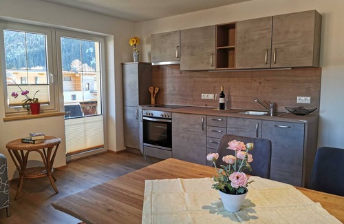 Tannheim Apartment | Single room EINSTEIN - Pension Tannheim - Family Kleiner and Neumann