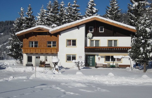 Tannheim Apartment | Single room EINSTEIN - Pension Tannheim - Family Kleiner and Neumann