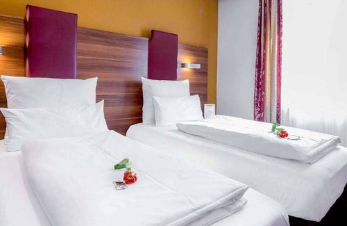 Mitte Hotel | Single room - Hotel Burgschmiet GmbH