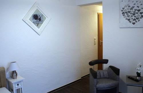 Balve Apartment | Single room with shower/WC