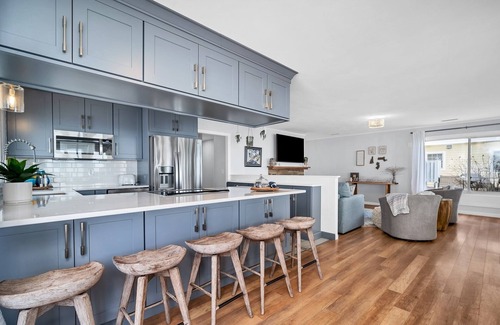 Westbrook Center House | Sister Sands, waterfront Boho Beach House on the Long Island Sound-Westbrook,CT