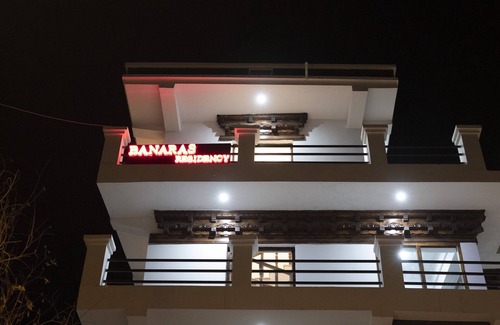 Leh House | Situated 10 mints from airport 10 mints from main market and mountains view.