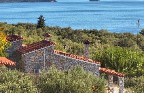 Imathia Region House | SIX INDEPENDENT HOUSES BY THE sea
