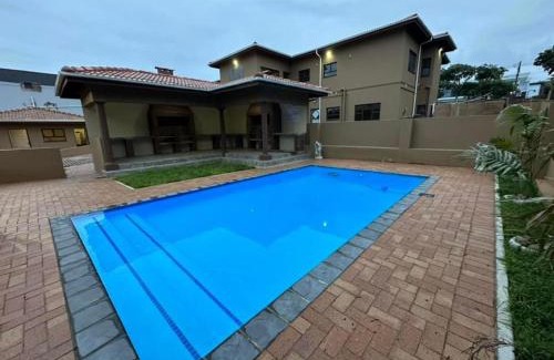 Athlone Apartment | Six64 on Kingsway A3 2 bed