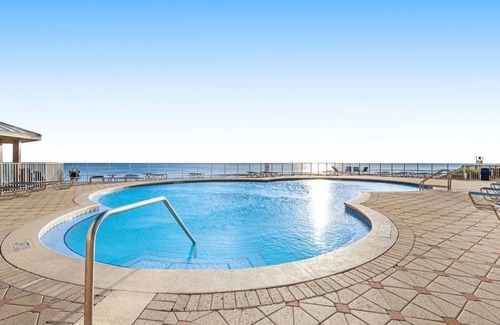 Miramar Beach Condo | Sixth-floor Gulf-front Condo with balcony, outdoor Pool & Gym