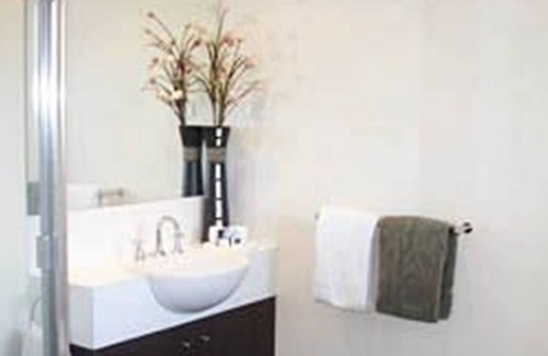 St Kilda Hotel | Sixty Two on Grey