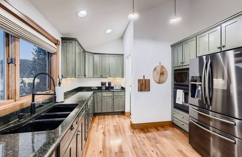Stonehaven House | Ski/Family/4BD/3.5BA Breckenridge