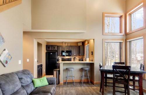 Boyne Falls Apartment | Ski-In 5BR Retreat at Boyne Mtn - Walk to Lifts & Fun!