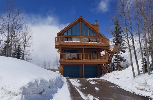 Brian Head Cabin | Ski In/Out cabin with best panoramic views in Brian Head. Pets Welcome!