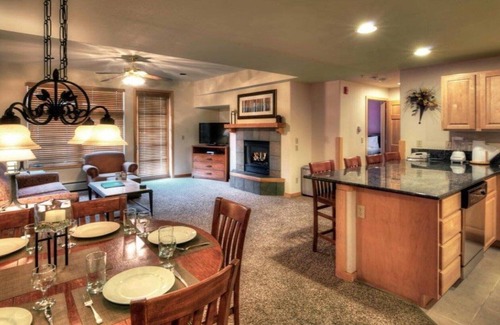 Four O'Clock Resort | Ski-in/Ski-Out at the Grand Timber Lodge 2 bedroom sleeps 8