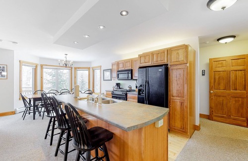 North Troy Condo | Ski-in/ski-out Dual-condo getaway w/mountain views, fireplace