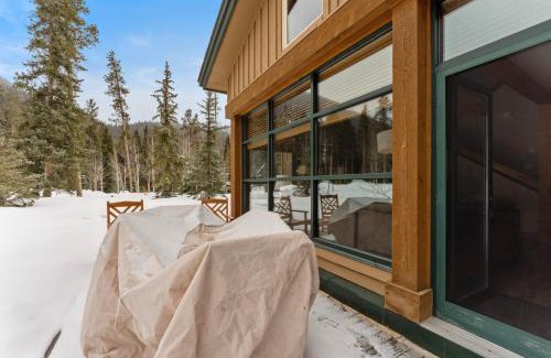 Keystone Villa | Ski Tip 8716 by Summit County Mountain Retreats