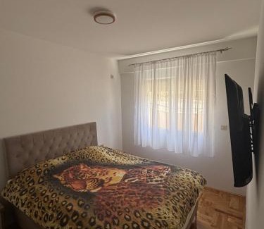 Podmaine Apartment | SKY Apartment