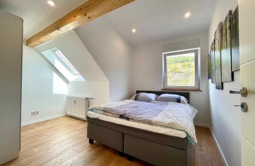 Kaimt Apartment | Sky Apartment, Sauna, Blick zur Mosel, großer Balkon, Kaffeemaschine, Smart TV