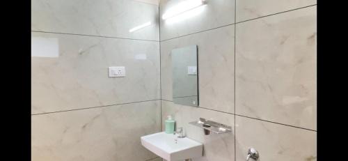 Ithalar Villa | Sky Palace by GoPurple Resorts