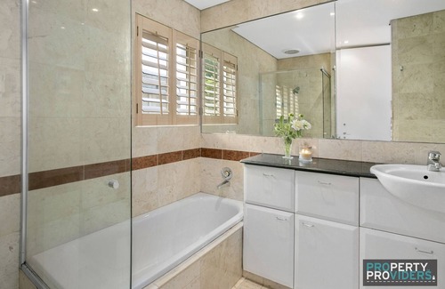 Mosman Apartment | Skyline on Raglan Street