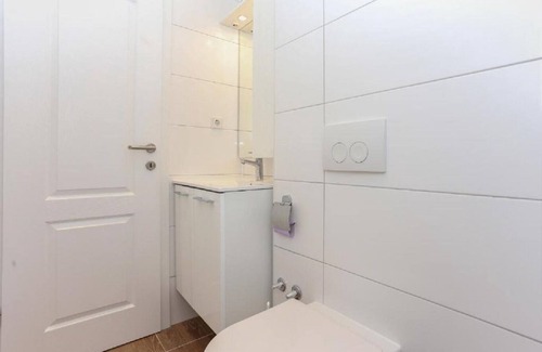 Kastel Stari Apartment | Slavko With Terrace - SA1 - Prizemlje Lijevo