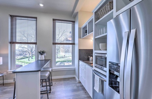 Downtown Apartment | Sleek, Newly Updated Downtown San Marcos Apt!