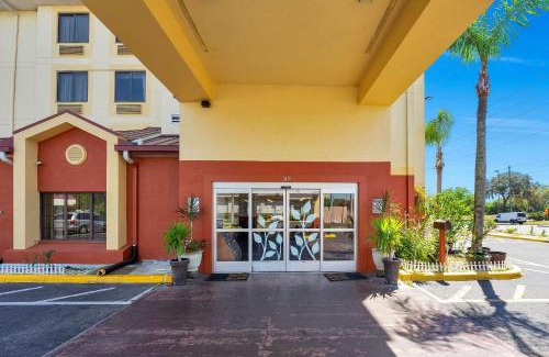 Leesburg Hotel | Sleep Inn Leesburg Chain of Lakes