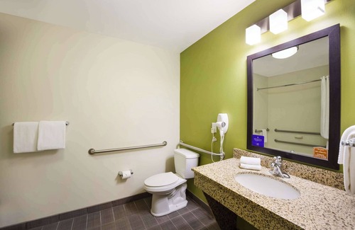 Colby Hotel | Sleep Inn & Suites Colby