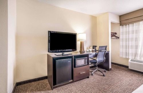 Jacksonville Hotel | Sleep Inn & Suites Jacksonville near Camp Lejeune