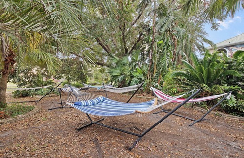 Clermont House | Sleep Up to 22 on a 62 acre "island" in 2 Guest Houses!