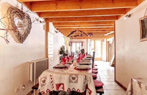 Les Sciauds House | Sleeps 35 across three gites with shared garden and pool in summer