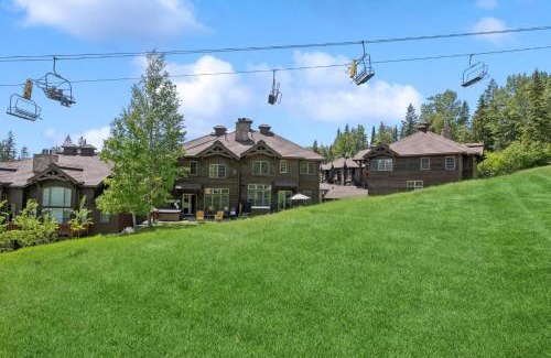 Whitefish House | Slopeside 111