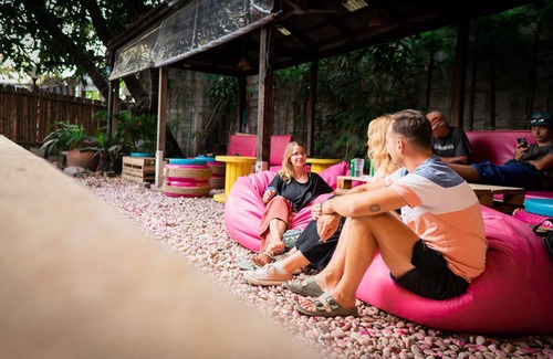 Talat Yot Hotel | Slumber Pool Party Khao San