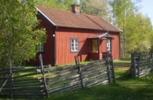 Oskarshamn House | Småland holiday with its own bathing area and a rowing boat