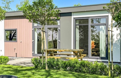 Oosterwolde House | Small but nice cottage in the countryside.