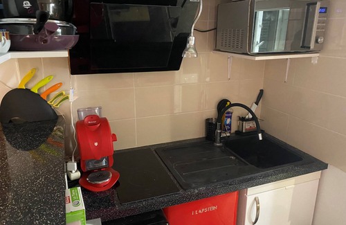 Carmes Apartment | Small, cosy city-center apartment